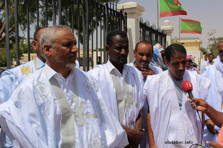 نواب المعارضة في موريتانيا يحذرون من خطر تعديل الدستور