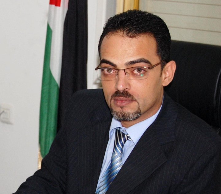 في غزة ,, العين تهزم المخراز