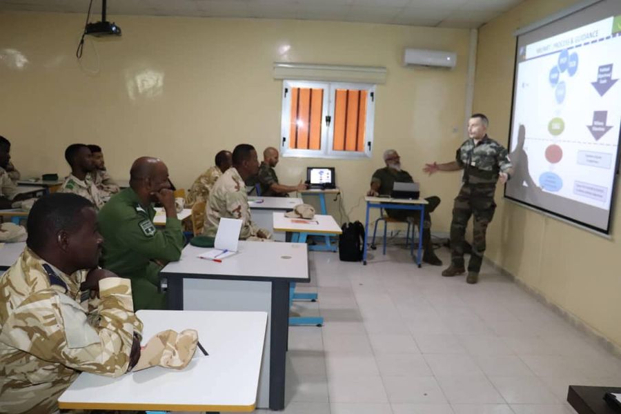 الناتو ينظم دورة تدريبية في كيفية تفكيك القنابل المتفجرة&nbsp;(…)