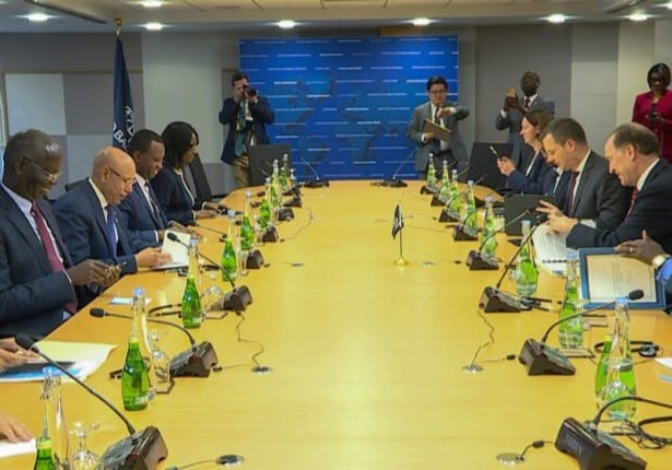 هذا ما ناقشه الرئيس ولد الغزواني مع رئيس مجموعة البنك&nbsp;(…)