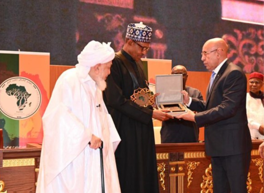 الرئيس ولد الغزواني يكرم رئيس نيجيريا بجائزة تعزيز السلم&nbsp;(…)
