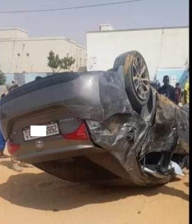 سيارة تقتل بائع رصيد في تفرغ زينه(صورة السيارة)