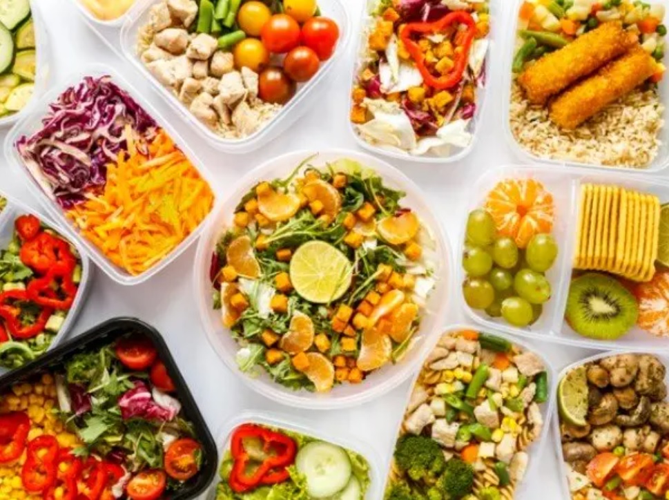 خبيرة تغذيه تكشف السر: لا تقللوا من تناول الطعام في رمضان