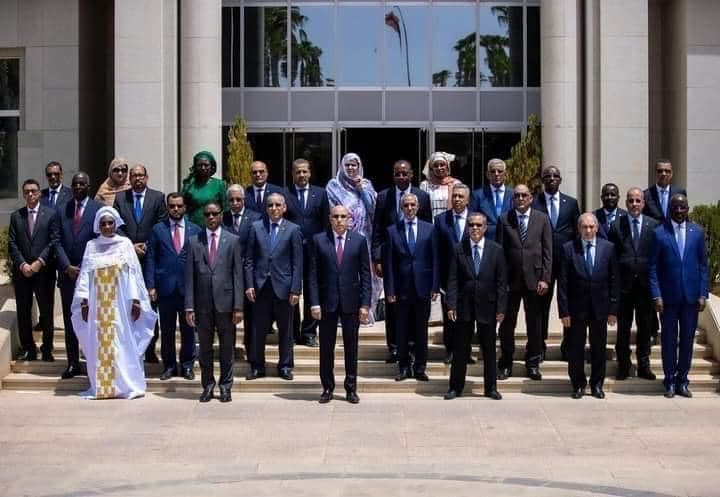 ولد الوافي: نطمح إلى تشكيل حكومة نقطع معها ولو قليلا&nbsp;(…)