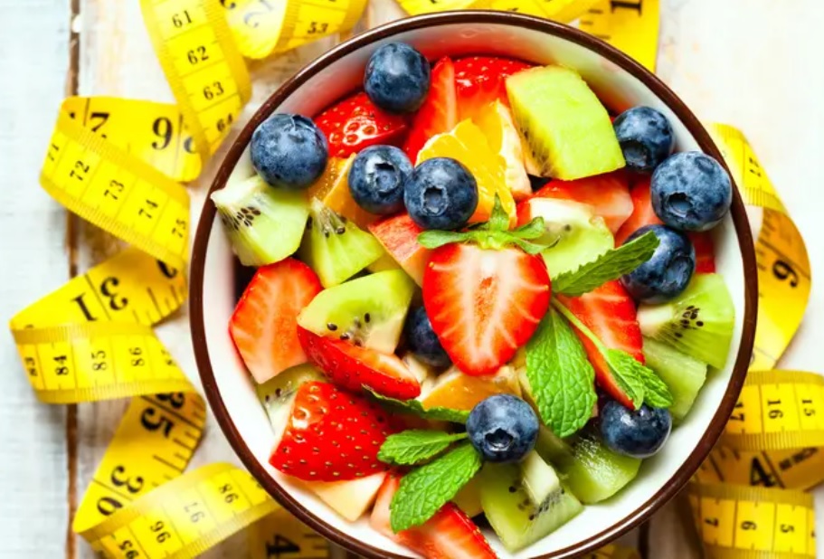 تعرف على أفضل 7 فواكه تساعد في إنقاص الوزن