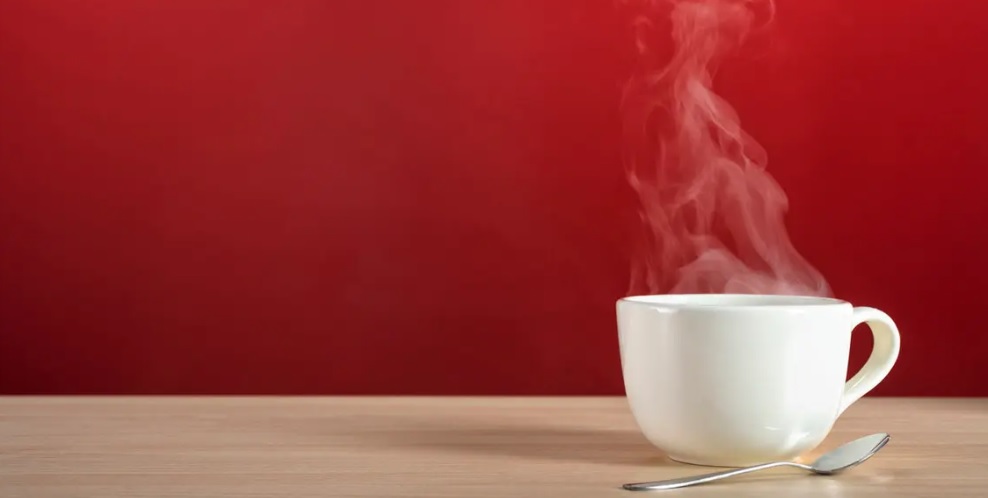 تعرف على 4 مشروبات يتناولها الأشخاص الأطول عمراً بالعالم