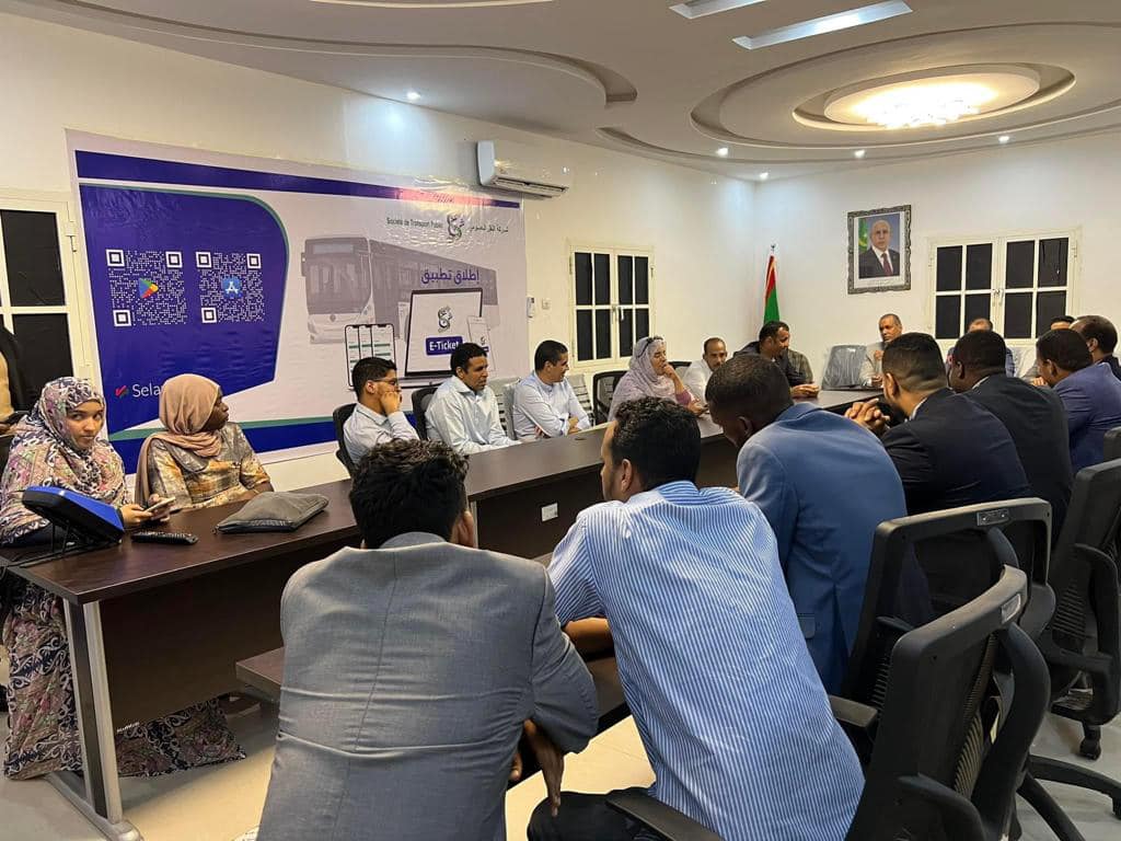 شركة النقل العمومي تطلق تطبقا ألكترونيا لشراء التذاكر