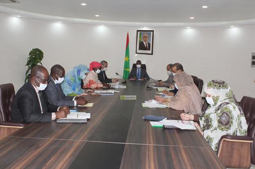 اللجنة الوزارية المكلفة بمتابعة وضعية الأطفال فاقدي&nbsp;(…)