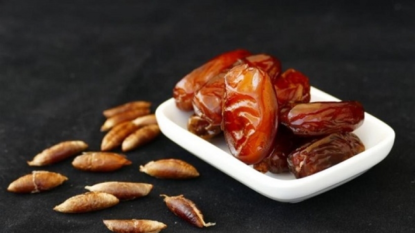 معجزة الطبيعة:  إليك إجابة السؤال: كيف تحارب نواة التمر (…)