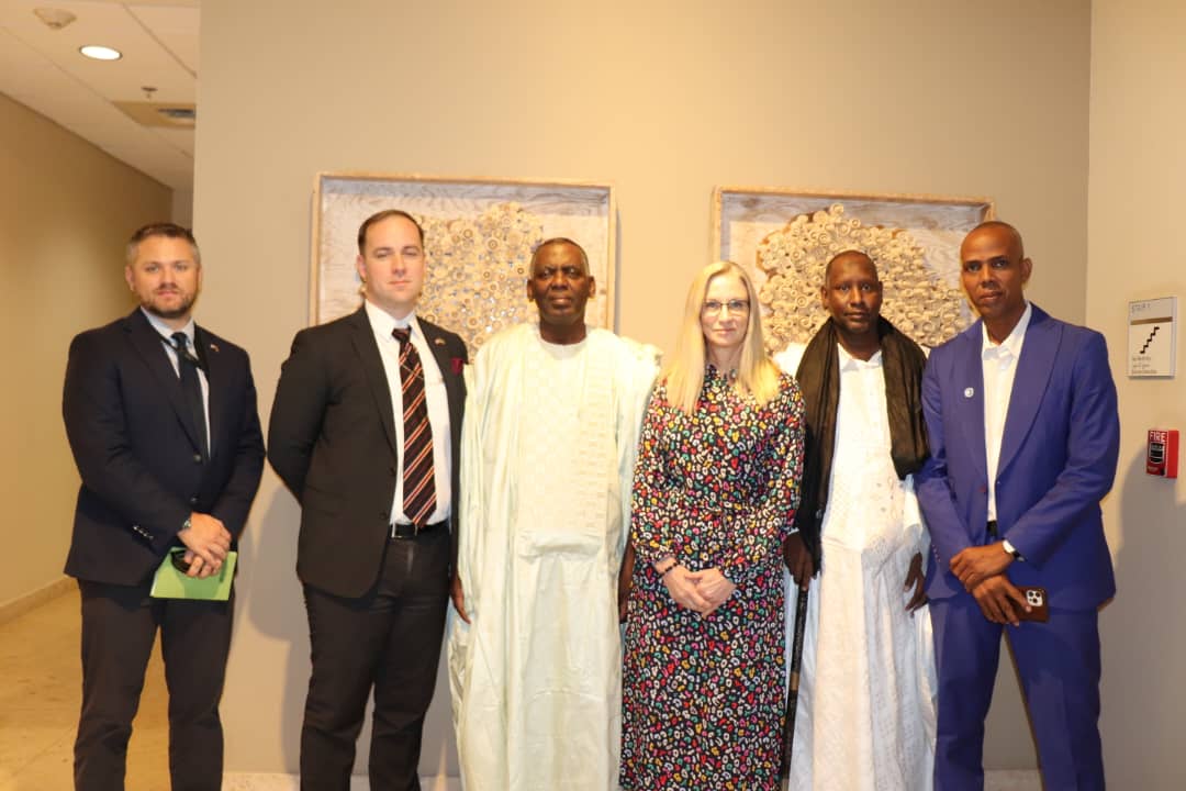 السفيرة الاميريكية بانواكشوط تناقش التطورات السياسية&nbsp;(…)