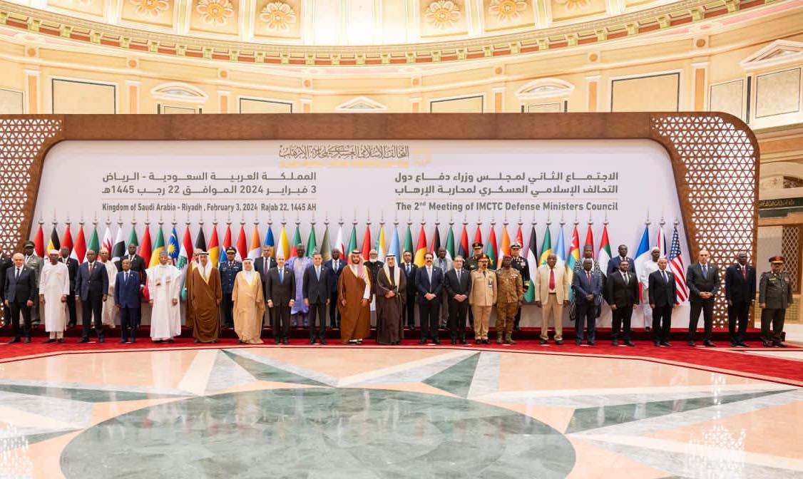 وزير الدفاع الموريتاني يشارك في اجتماع وزراء دفاع&nbsp;(…)