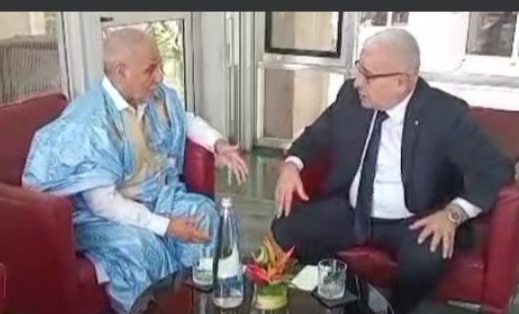 في أبيدجان: رئيس البرلمان الموريتاني يجتمع برئئيس المجلس&nbsp;(…)