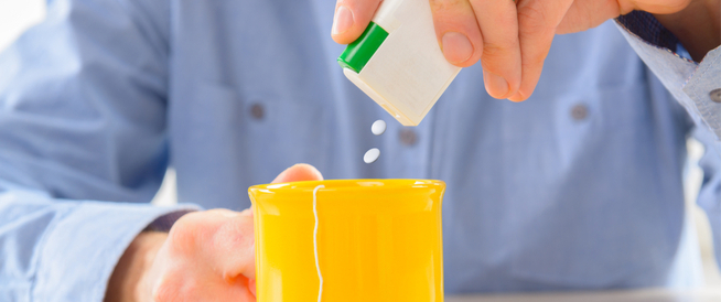 طبيب يحذّر من خطورة بدائل السكر