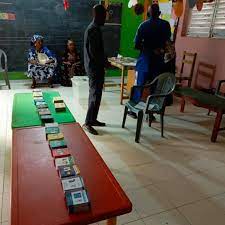 مرشحان في السنغال واثقان من الفوز بالرئاسة من الدورة الأولى