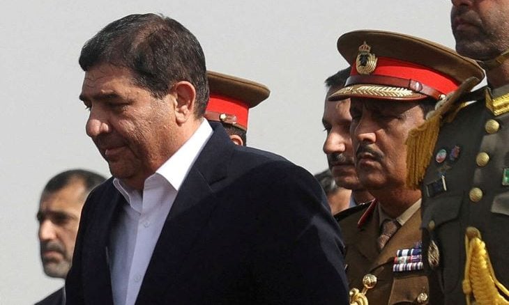 بعد إعلان إيران وفاة رئيسها والحداد.. مخبر يتولى السلطة