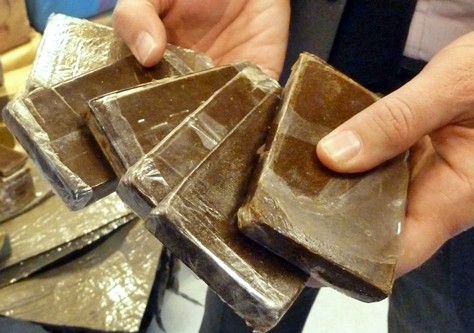 السلطات الأمنية المغربية تضبط طنيين من الحشيش بالمعبر&nbsp;(…)