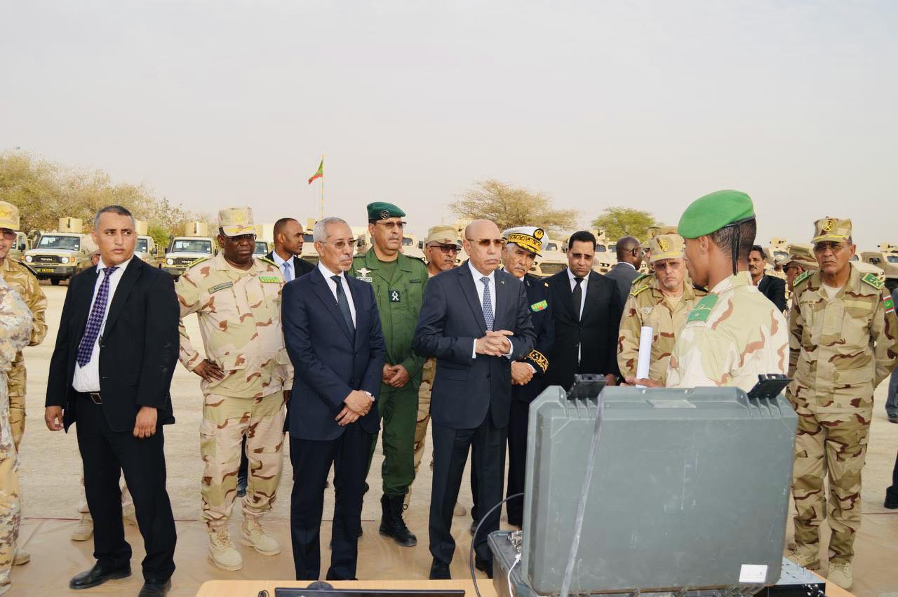 الرئيس ولد الغزواني يتفقد نماذج من المعدات العسكرية&nbsp;(…)