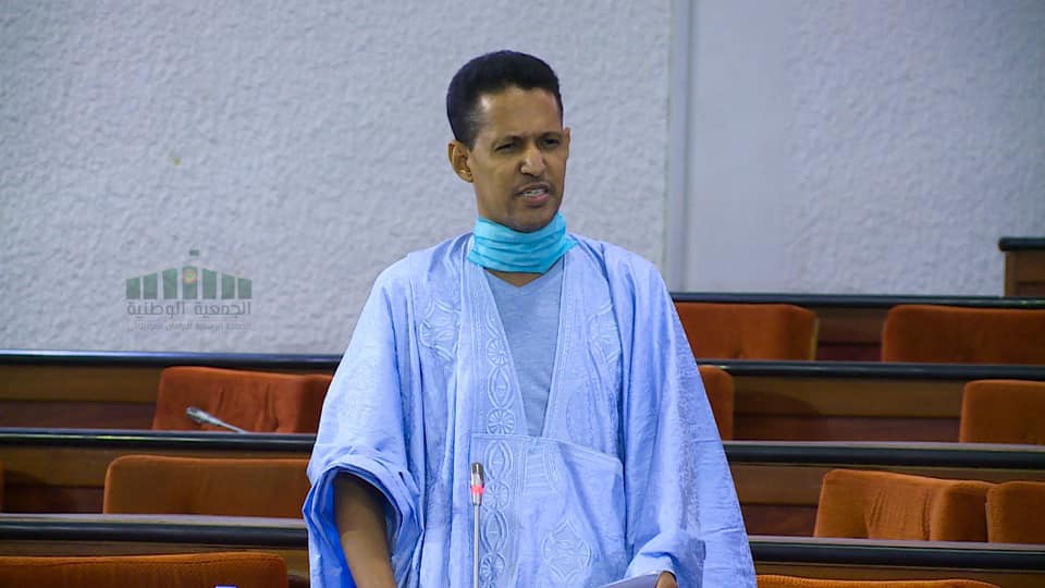 الكفاءة المعيقة والمعاقة (الجنود الخلفيون في الإدارة)