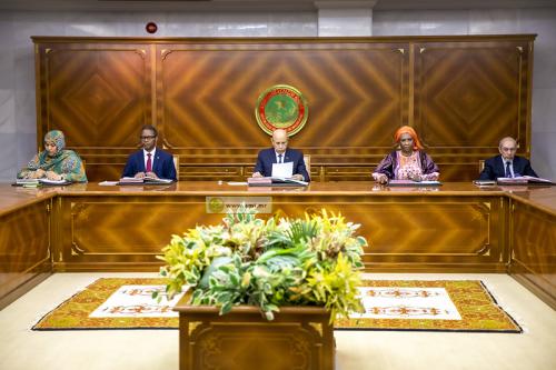 مجلس الوزراء يجتمع