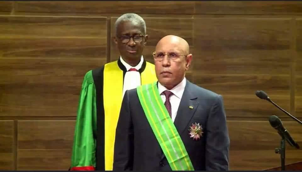 رئيس حزب الخيار الآخر ولد الوافي أول المهنئين للرئيس (…)