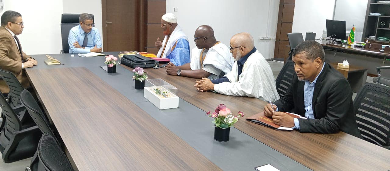 وزير النقل لممثلي نقابات مدارس تعليم السياقة: يجب تحسين&nbsp;(…)