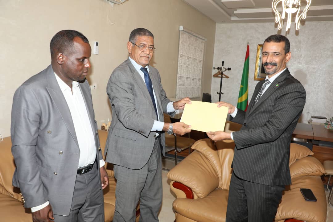 وزير الثقافة يتعهد لنقابة الصحفيين بالعمل على معالجة&nbsp;(…)