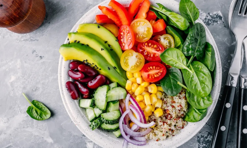 دراسة علمية: 3 مكونات للسلطة لا يجب عليك تخزينها في البراد