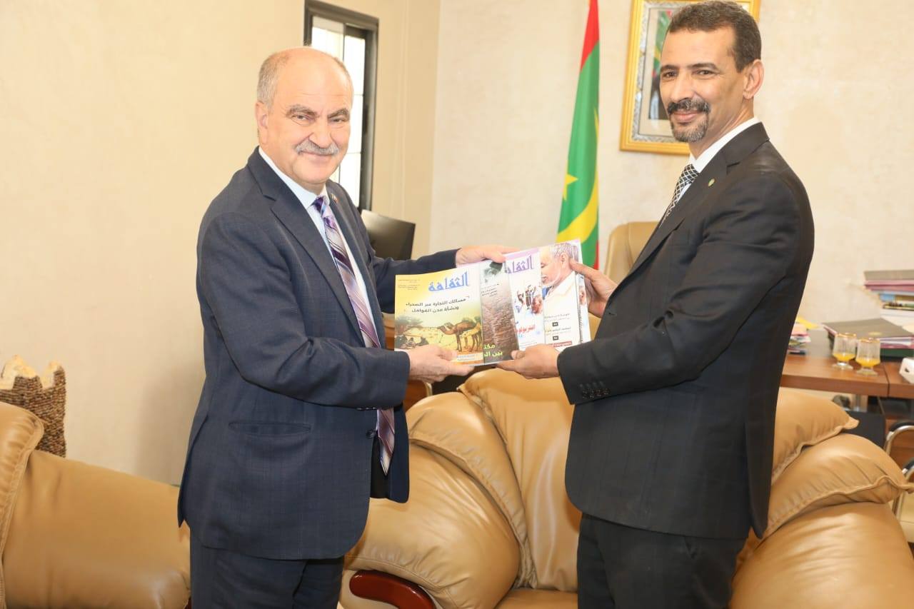 وزير الثقافة يستقبل السفير التركي بانواكشوط