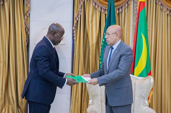 رئيس الآلية الوطنية للوقاية من التعذيب يستعرض مع الرئيس&nbsp;(…)