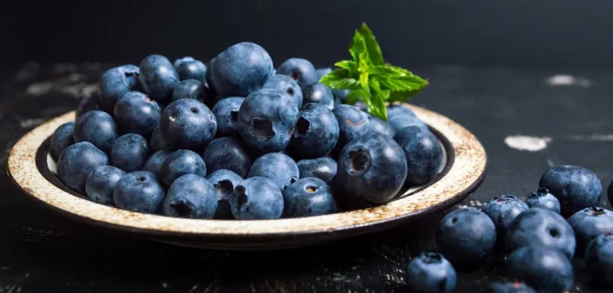 تعرف على فاكهة لذيذة تخفض السكر بالدم بنسبة 35%