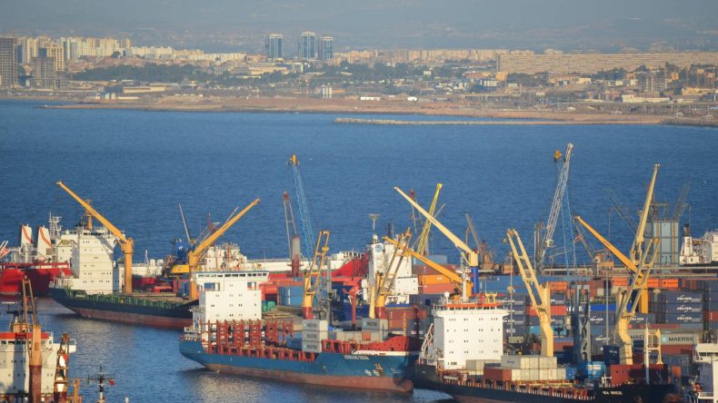 مصدر جزائري: هذا ما ستحمله أول رحلة بحرية بين الجزائر&nbsp;(…)