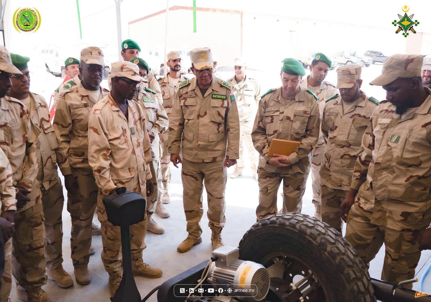 قائد الأركان العامة للجيوش يزور المؤسسة المركزية لإصلاح (…)