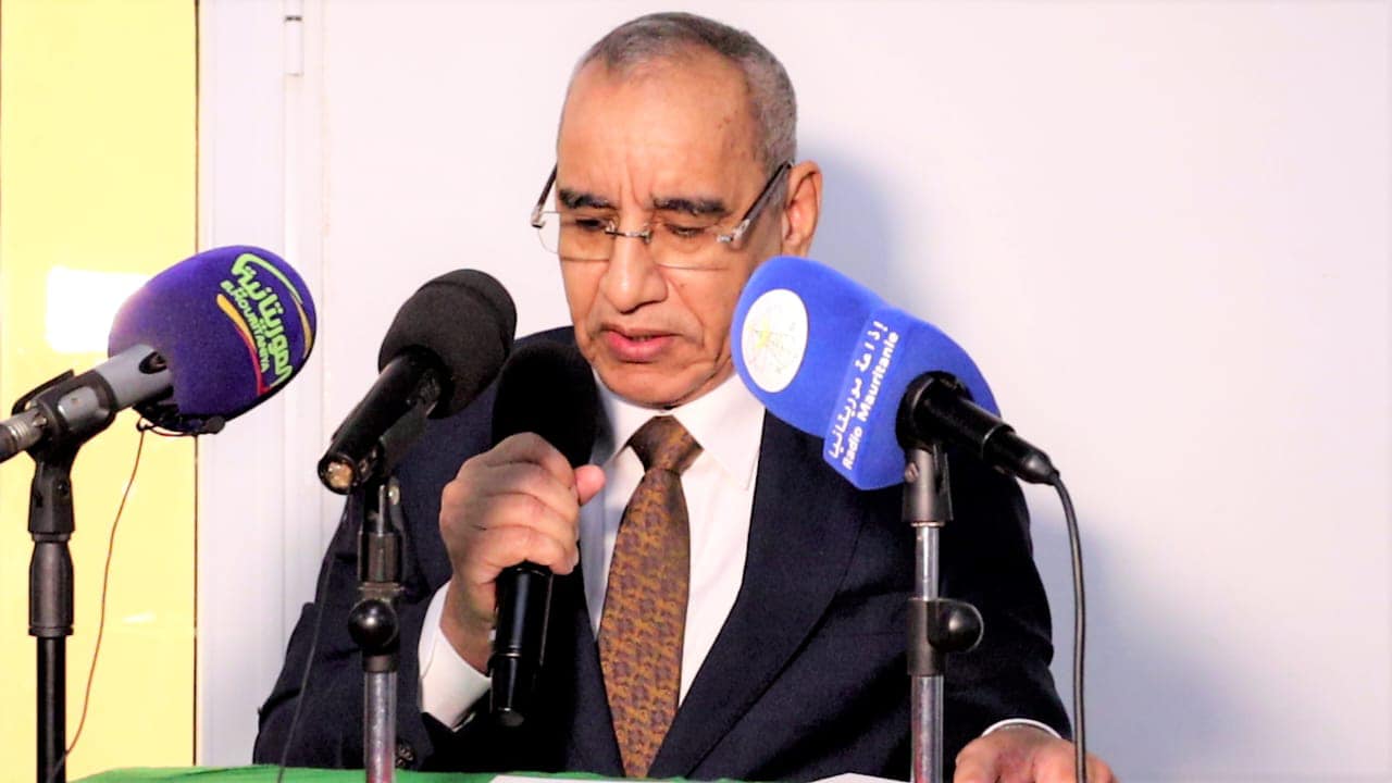 وزير الداخلية من أطار: يجب التصدي بحزم لكل ما يعرقل مسار (…)