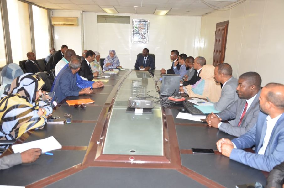 وزير الثقافة يوضح الفرق بين مجرد ممارسة الموظف لعمله&nbsp;(…)