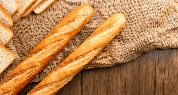 تحذير لمحبي الخبز.. لا تتناولوه على معدة خالية أبداً