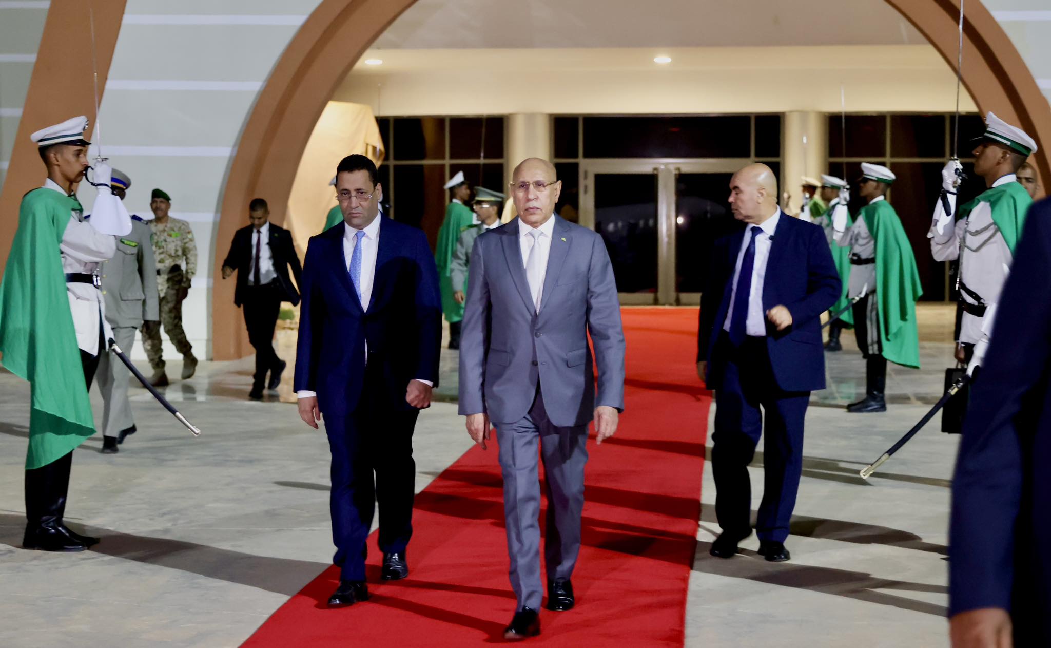 الرئيس ولد الغزواني يبدأ زيارة للإمارات