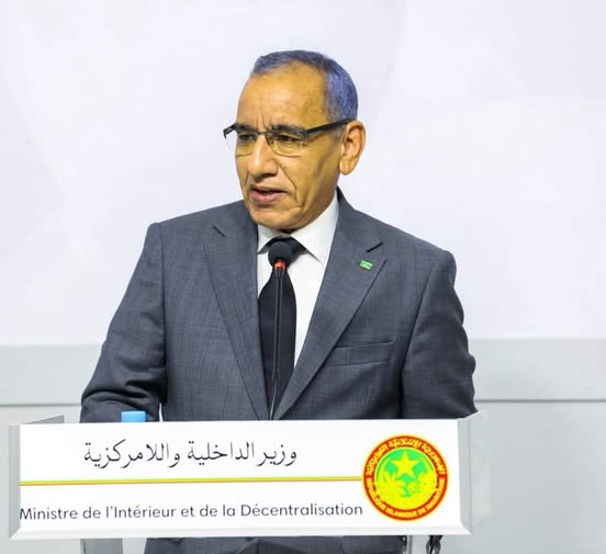 هل كان خروج الوزير محمد احمد ولد محمد لمين من الحكومة استفتاء عليه؟!