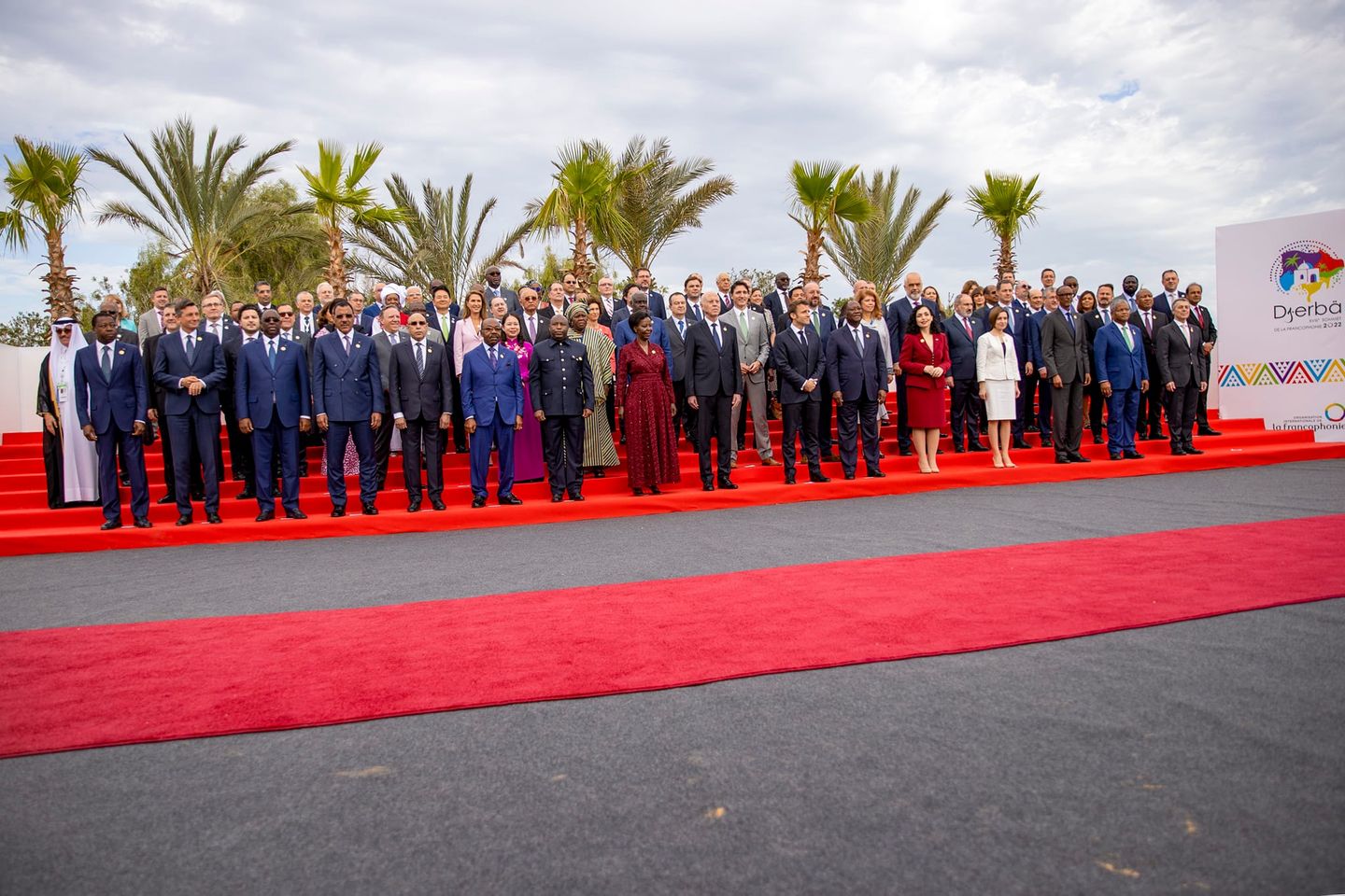 ولد الغزواني يشارك في مؤتمر لفرانكفونية بتونس(صورة)