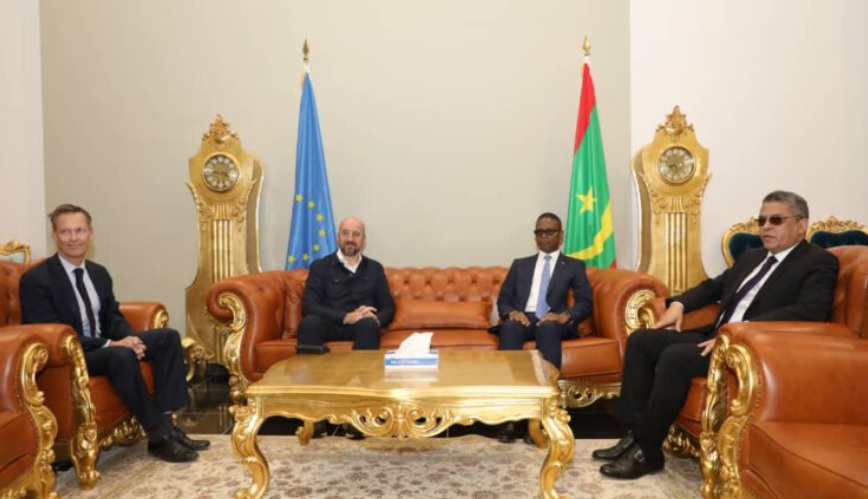 الوزير الأول يلتقي في مطار أم التونسي برئيس المجلس الأوروبي