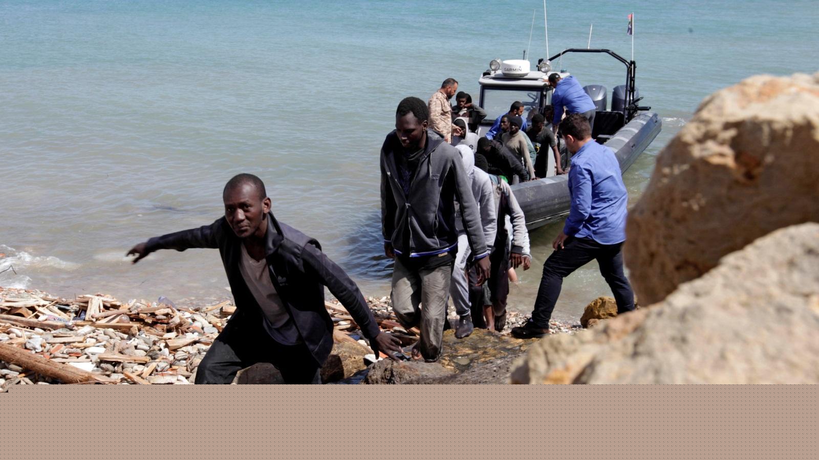 القوات الليبية تقبض مهاجرين غير شرعيين قادمين من موريتانيا