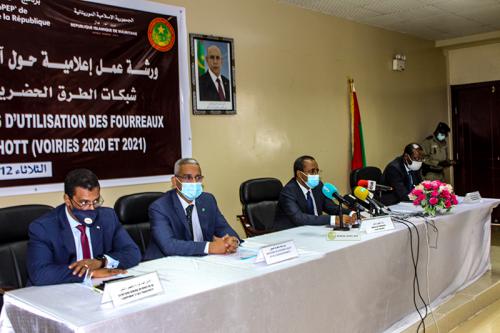 وزارة التجهيز والنقل تنظم ورشة حول الممرات المغلقة&nbsp;(…)