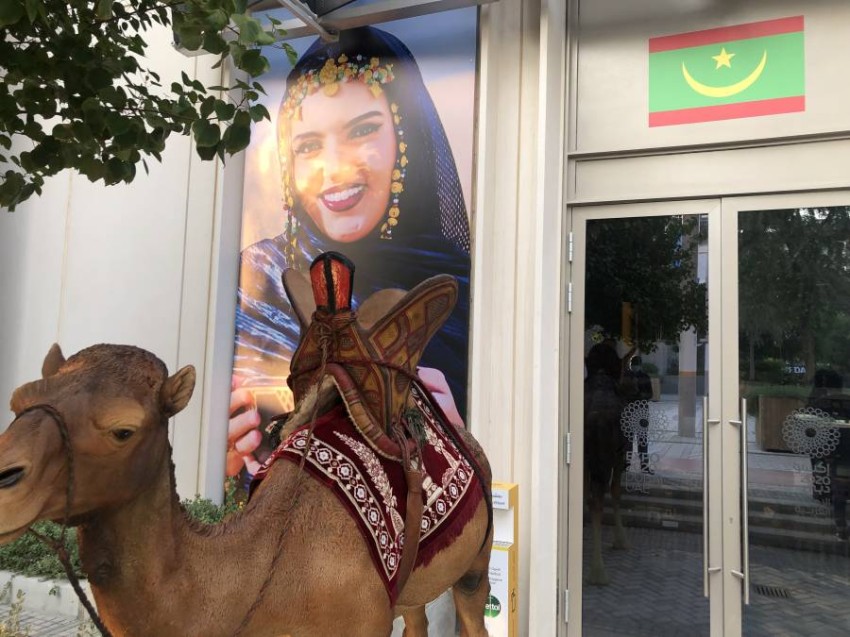 جناح موريتانيا يبوح بأسرار الصحراء والبحر