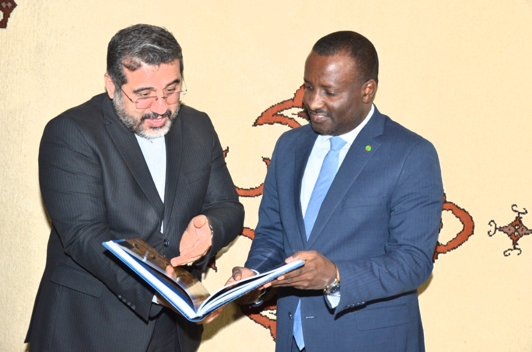 وزير الثقافة الموريتاني يبحث مع وزير الثقافة الإيراني&nbsp;(…)