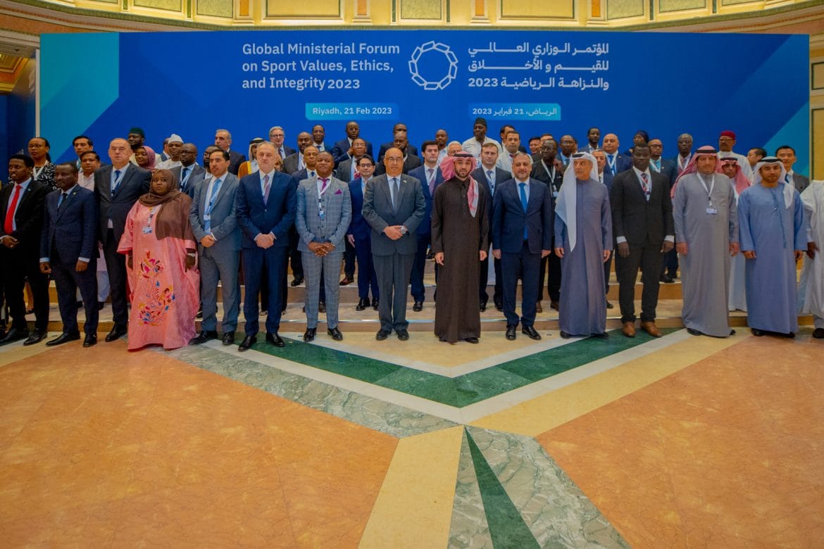 وزير الثقافة والرياضة الموريتاني يشارك في المؤتمر&nbsp;(…)