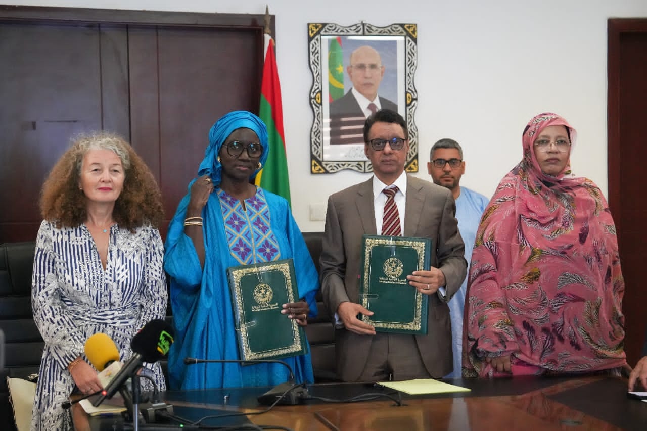 بقيمة 417.6 مليون دولار أمريكي: موريتانيا توقع مع برنامج (…)