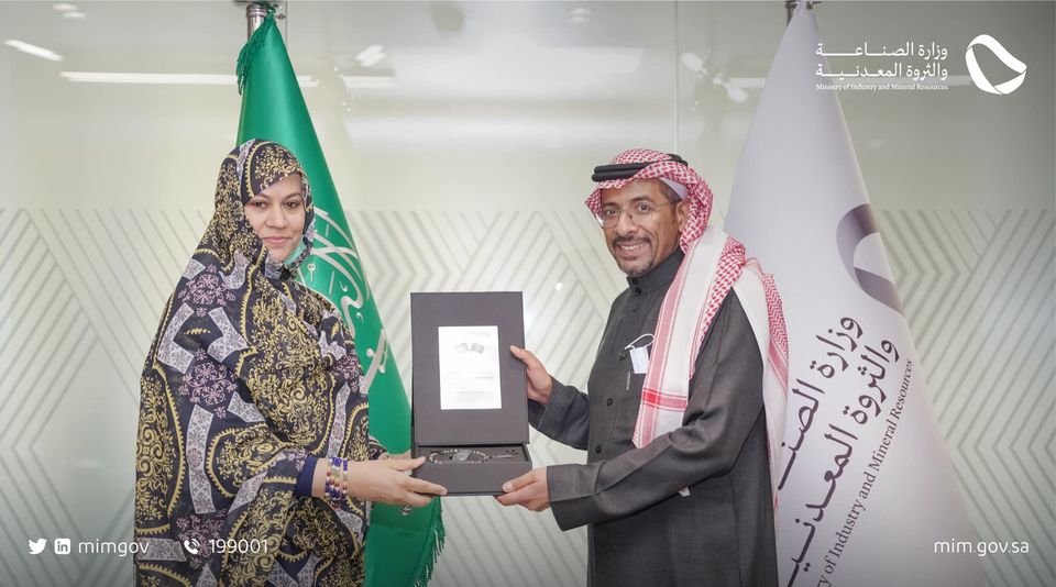 الناها بنت مكناس تلتقي بندر بن إبراهيم الخريف