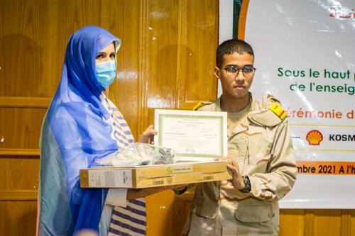 وزيرة التعاليم العالي: المرحوم يحيى ولد حامدون رفع علم&nbsp;(…)