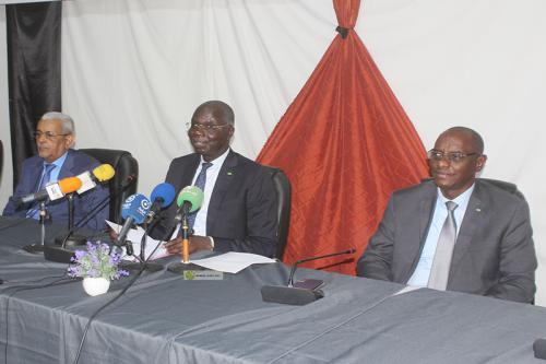 وزير الاقتصاد: أكثر من نصف المشاريع متعثرة أو تعاني من&nbsp;(…)