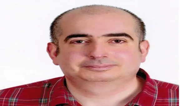 حوار مع الأستاذ 