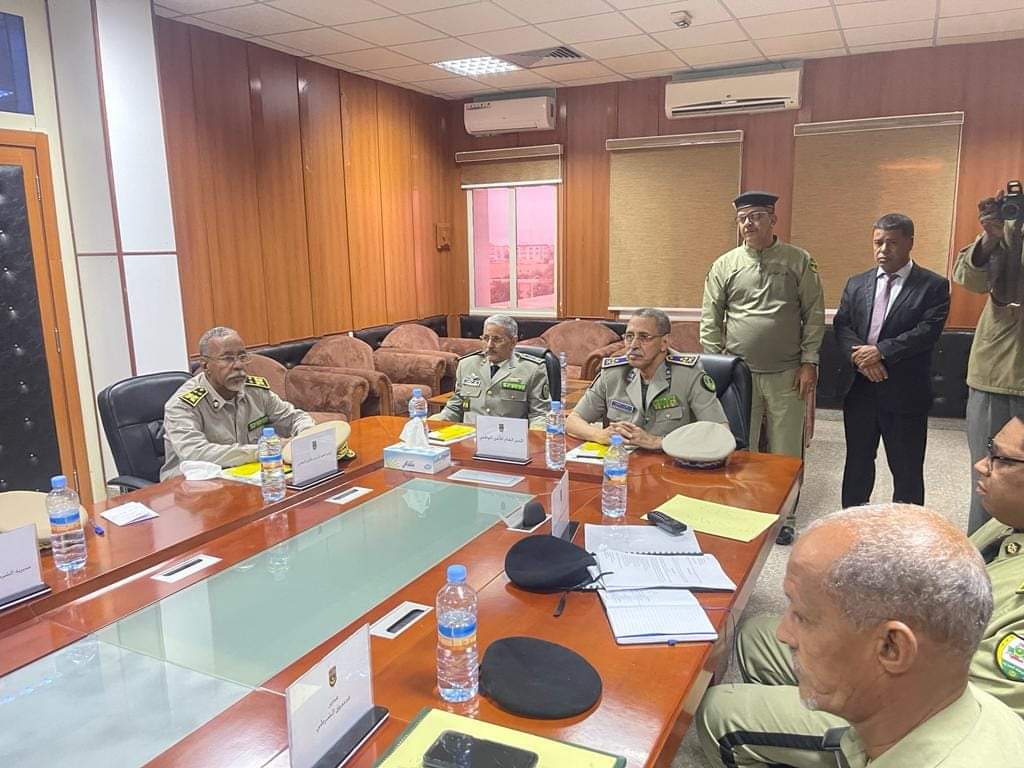 المدير العام للأمن الوطني يتسلم المهام من سلفه